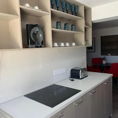 Pasithea Apartment *