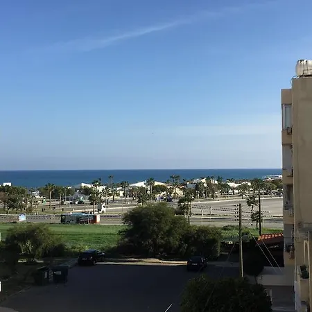 Apartment Pasithea Larnaca