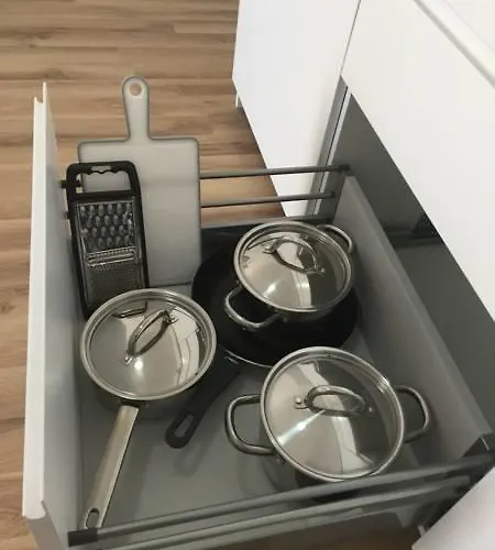 Pasithea ラルナカ